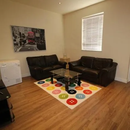 Rent this 4 bed townhouse on Charnock Street in Preston, PR1 6DR