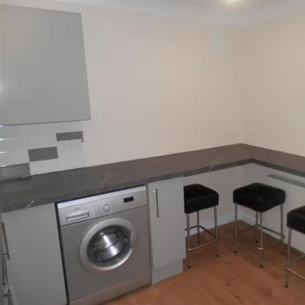 Image 5 - Muirton Place, Perth, PH1 5DL, United Kingdom - Apartment for rent