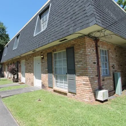 Image 1 - South Louisiana Community College Lafayette Campus, 1101 Bertrand Drive, Lafayette, LA 70506, USA - Townhouse for rent