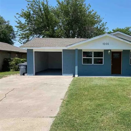 Buy this 3 bed house on 1205 Sw Jefferson Ave in Lawton, Oklahoma