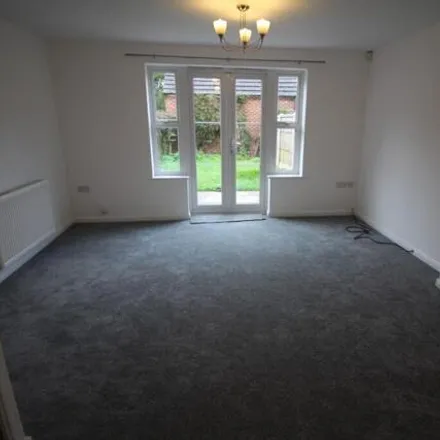 Image 5 - 13 Rowans Crescent, Bulwell, NG6 8YH, United Kingdom - Townhouse for rent