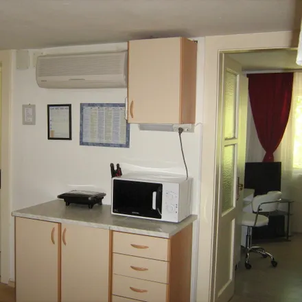 Image 4 - Kaštelanova, 21103 Split, Croatia - Apartment for rent