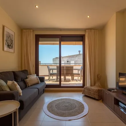 Rent this 2 bed townhouse on 17320 Tossa de Mar