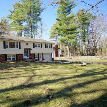 Buy this 3 bed house on 143 Litchfield Road in Londonderry, NH 03053