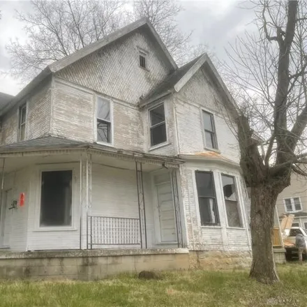 Buy this 4 bed house on 1110 Clifton Avenue in Springfield, OH 45505