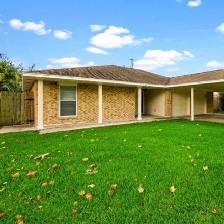 Rent this 3 bed house on 2010 Kingsdale Dr in Deer Park, Texas