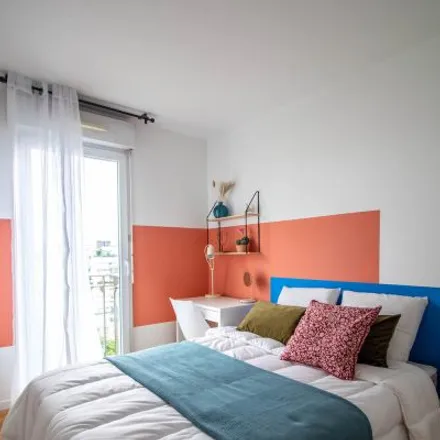 Rent this 1 bed room on 10 Rue du Bailly in 93210 Saint-Denis, France