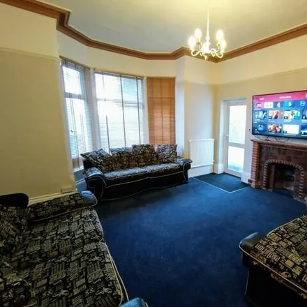 Rent this 7 bed house on 52A Park Road in Nottingham, NG7 1JG
