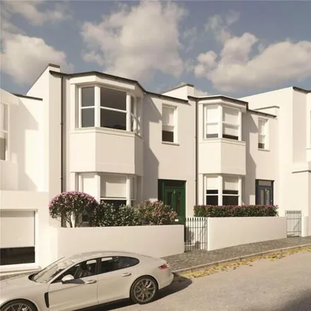 Buy this 3 bed townhouse on Howard Terrace in Brighton, BN1 3TR