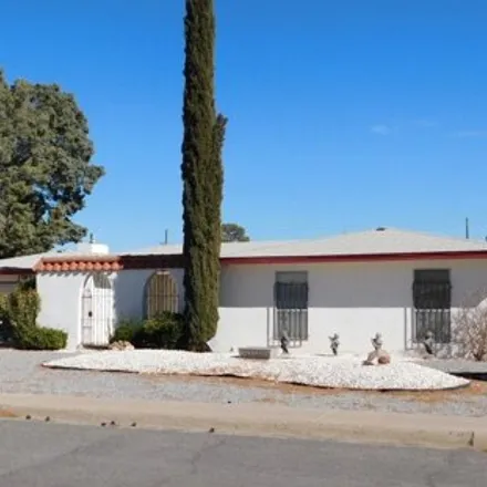 Buy this 4 bed house on Chaparral Elementary School in 1400 East Holly Street, Deming
