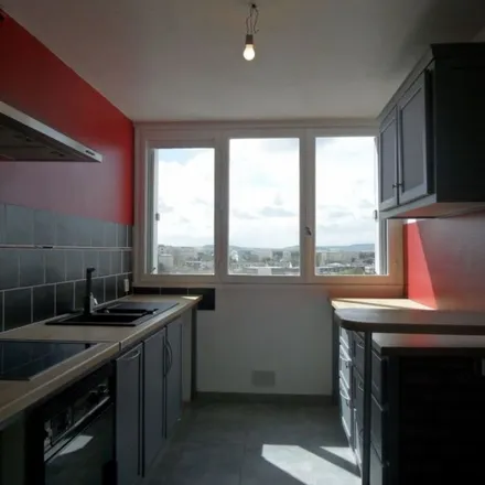 Rent this 4 bed apartment on 26 z Rue de la République in 10000 Troyes, France