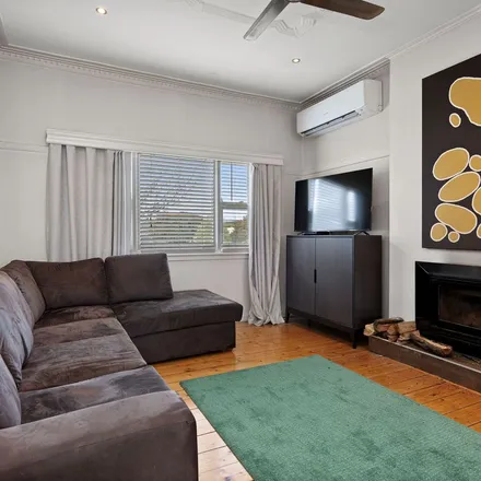 Image 3 - Halpin Street, Beaufort VIC 3373, Australia - Apartment for rent