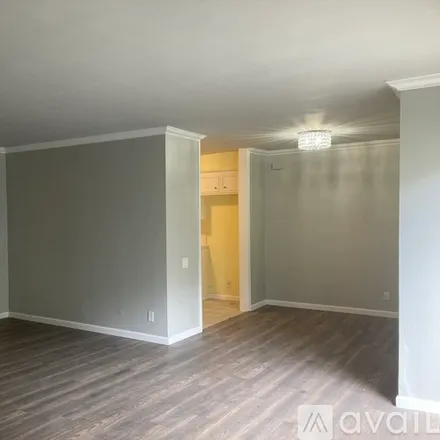 Image 9 - 1436 S Bentley Ave, Unit 2 - Apartment for rent