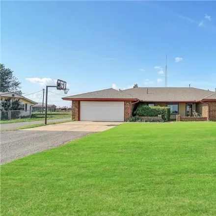 Buy this 3 bed house on 653 East 14th Street in New Cordell, Washita County