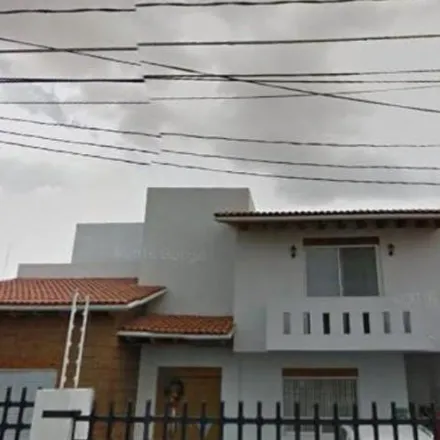 Buy this 5 bed house on Fray Antonio de Monroy e Hijar in Delegaciön Santa Rosa Jáuregui, 76100 Juriquilla