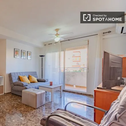 Rent this 1 bed apartment on Carrer de Josep Aguirre in 6, 46011 Valencia