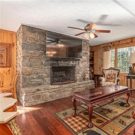 Image 5 - 234 Spring Lake Road, Maggie Valley, Haywood County, NC 28751, USA - House for sale