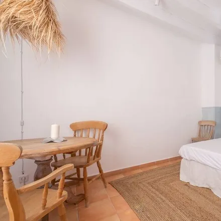 Rent this 3 bed townhouse on Carrer de Pollença in 07011 Palma, Spain