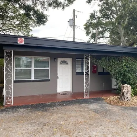Rent this studio condo on 424 South Aurora Avenue in Clearwater, FL 33765
