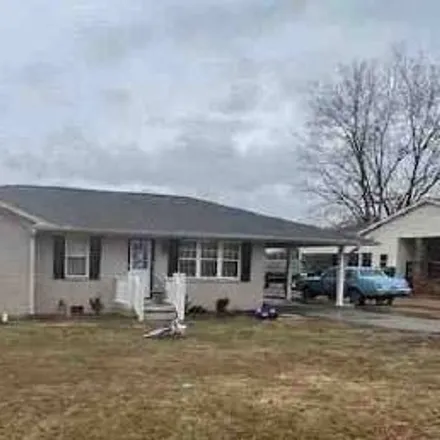 Buy this 3 bed house on 745 Cottonwood Drive in Brownsville, TN 38012