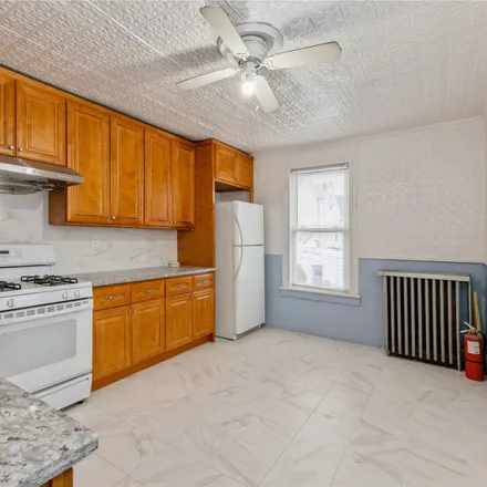 Image 4 - 87-07 78th Street, New York, NY 11421, USA - Townhouse for sale