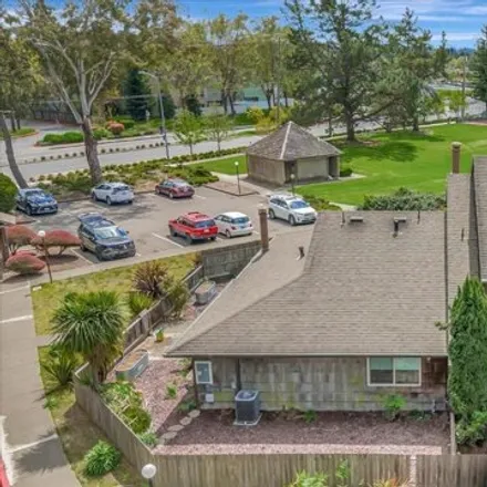 Buy this 2 bed house on 7919 Sunflower Drive in Cotati, CA 94931