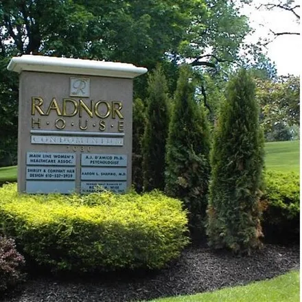 Rent this 2 bed condo on Chetwood Drive in Garrett Hill, Radnor Township