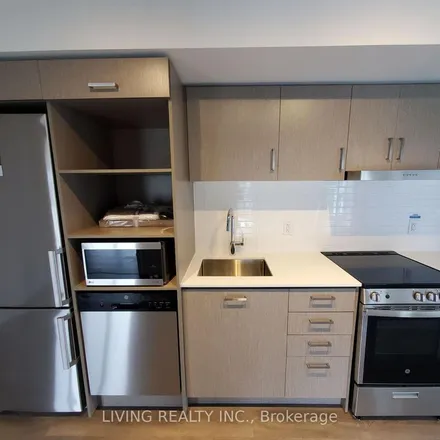 Rent this 3 bed apartment on École élémentaire Gabrielle-Roy in 14 George Street, Old Toronto