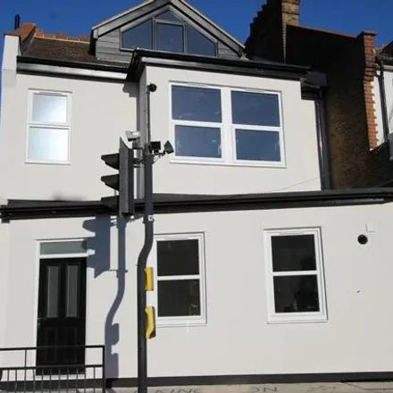 Rent this 1 bed apartment on Chalkwell Hall Junior School in London Road, Southend-on-Sea