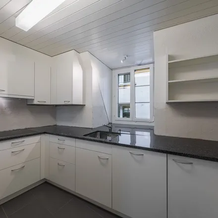 Rent this 4 bed apartment on H&M in Limmatquai 48, 8001 Zurich