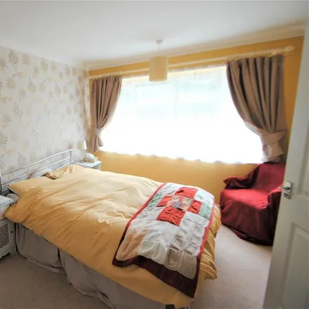 Image 5 - Berkley Manor, Poole Road, Bournemouth, BH12 1BA, United Kingdom - Apartment for rent