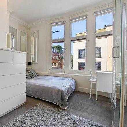 Rent this studio apartment on 329-331 Fulham Road in London, SW10 9QL