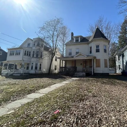Buy this 7 bed house on 155 Vine Street in Hartford, CT 06112