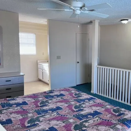 Rent this 1 bed condo on Freeport in TX, 77541