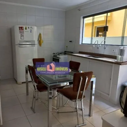 Buy this 2 bed house on Rua das Aroeiras in Bairro dos Casa, São Bernardo do Campo - SP