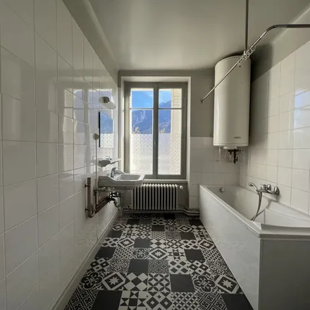 Image 3 - 164 Place de l'Hôtel de Ville, 74130 Bonneville, France - Apartment for rent