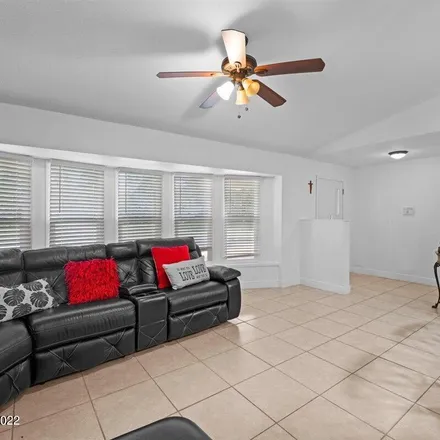 Image 6 - 157 Driskell Street Northeast, Palm Bay, FL 32907, USA - House for sale