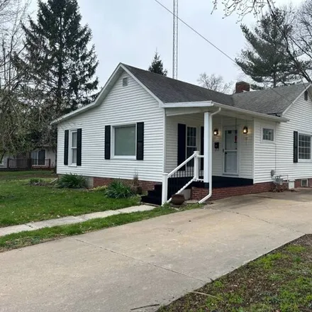 Buy this 3 bed house on 168 South Franklin Street in Rushville, IL 62681