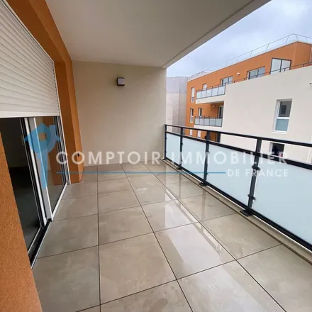 Rent this 3 bed apartment on 4 Rue Charles Pathé in 30900 Nîmes, France