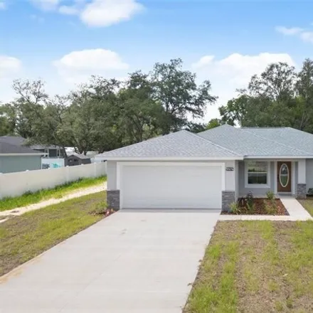 Rent this 3 bed house on 16498 Southeast 89th Terrace in Marion County, FL 34491