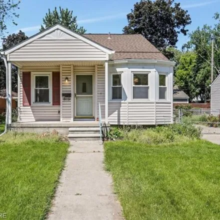 Buy this 3 bed house on 829 Allen Street in Ferndale, MI 48220