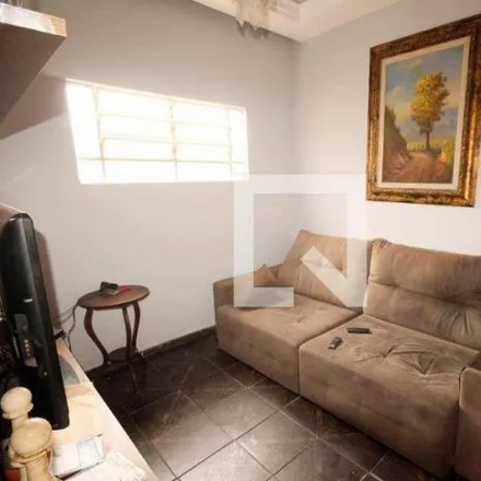 Buy this 5 bed house on Rua Maracá in São Geraldo, Belo Horizonte - MG