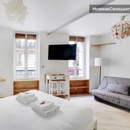 Rent this studio apartment on Paris 11e Arrondissement