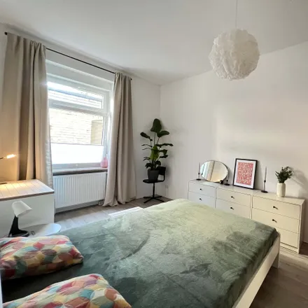 Rent this 2 bed apartment on Hellmundstraße 56 in 65183 Wiesbaden, Germany