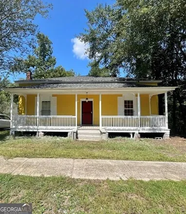 Buy this 2 bed house on 535 Smith Street in Dublin, GA 31021