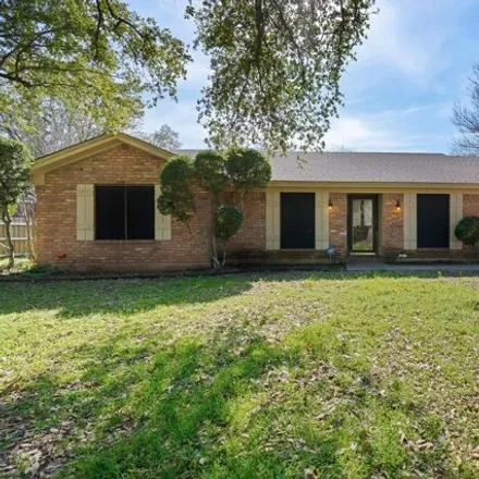 Buy this 4 bed house on 822 South Ridgeway Drive in Cleburne, TX 76033