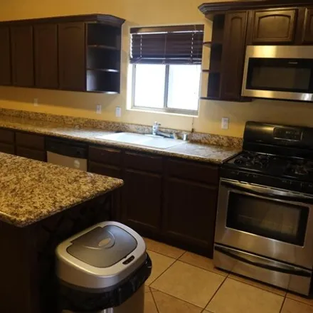 Image 8 - 3629 Sammy Reece Place, El Paso, TX 79938, USA - House for rent