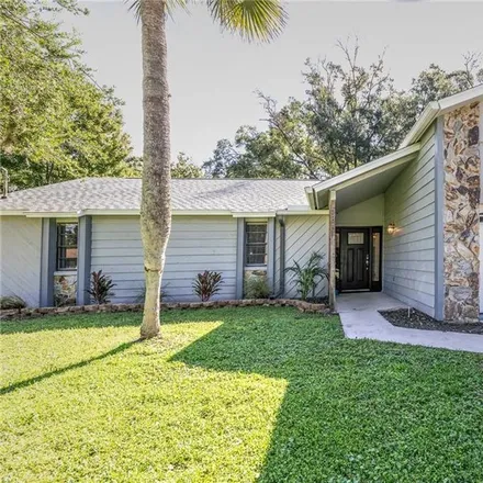 Image 2 - 585 North Country Club Drive, Crystal River, Citrus County, FL 34429, USA - House for sale
