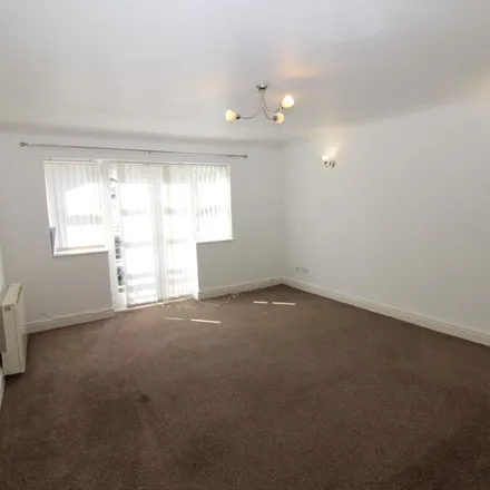 Rent this 2 bed apartment on Top Gear in Aigburth Road, Liverpool