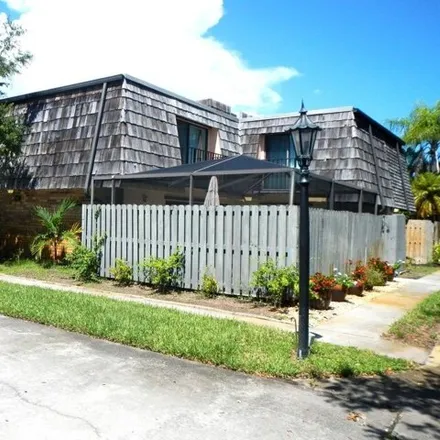 Rent this 2 bed house on unnamed road in Indian River County, FL 32690